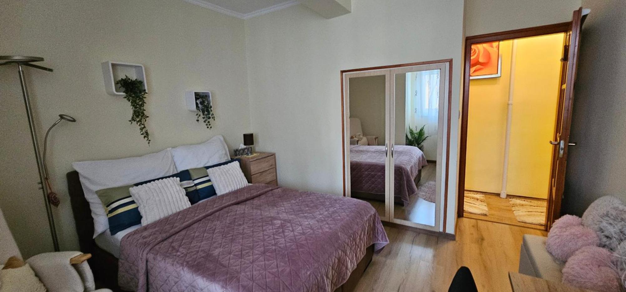 Anna Gyöngye Apartman Debrecen Exteriör bild