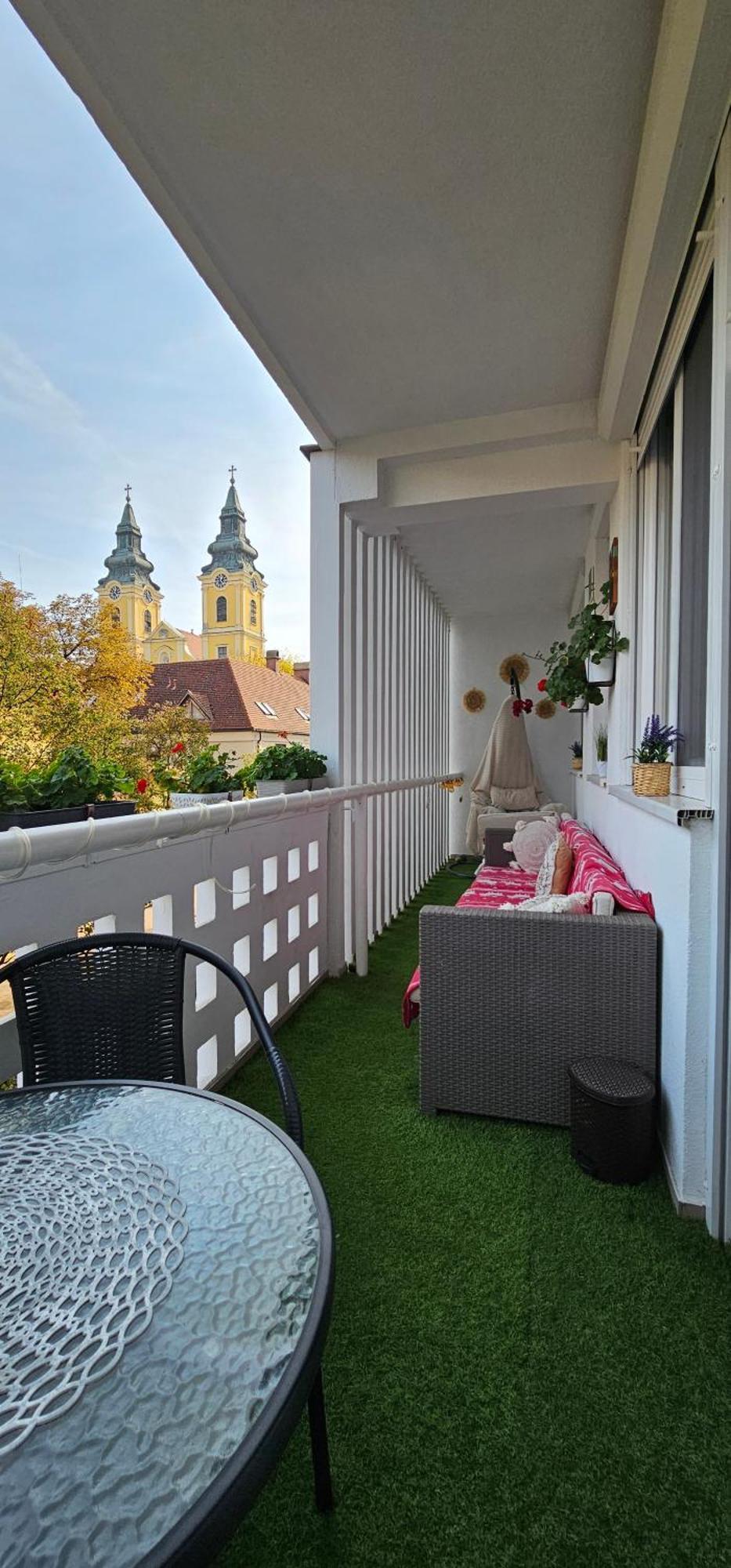 Anna Gyöngye Apartman Debrecen Exteriör bild