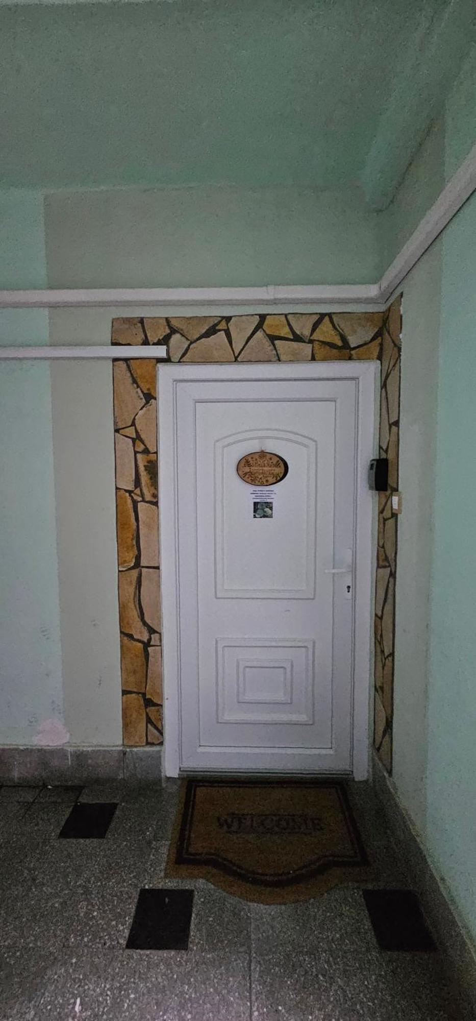 Anna Gyöngye Apartman Debrecen Exteriör bild